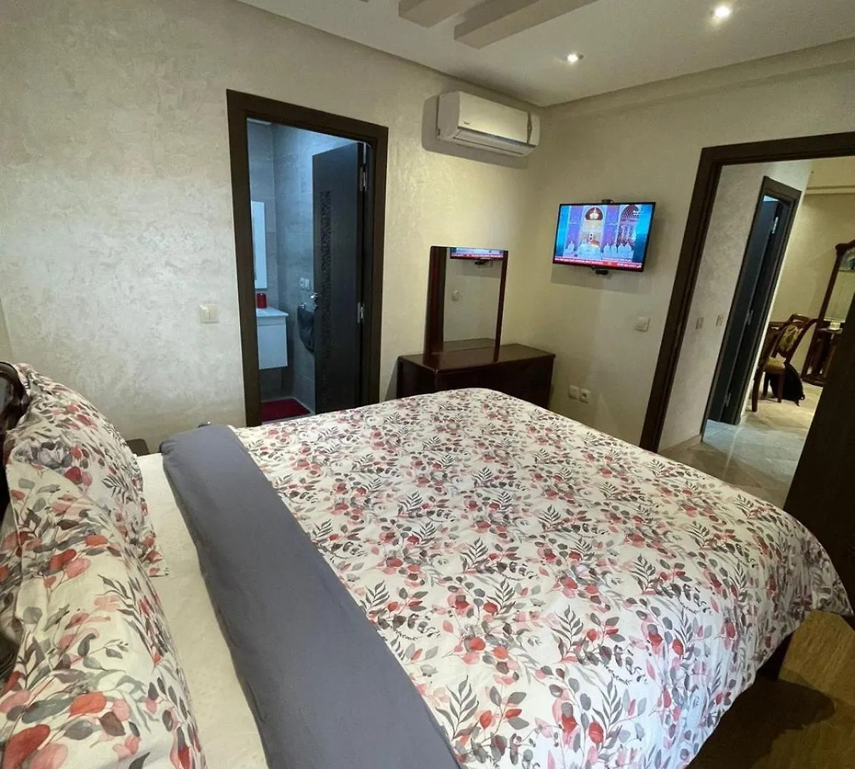 Appartement Centre Ville Residence Avec 2 Piscines Marakeş Fas